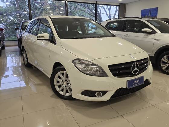 MERCEDES-BENZ B 200 1.6 TURBO GASOLINA 4P AUTOMÁTICO